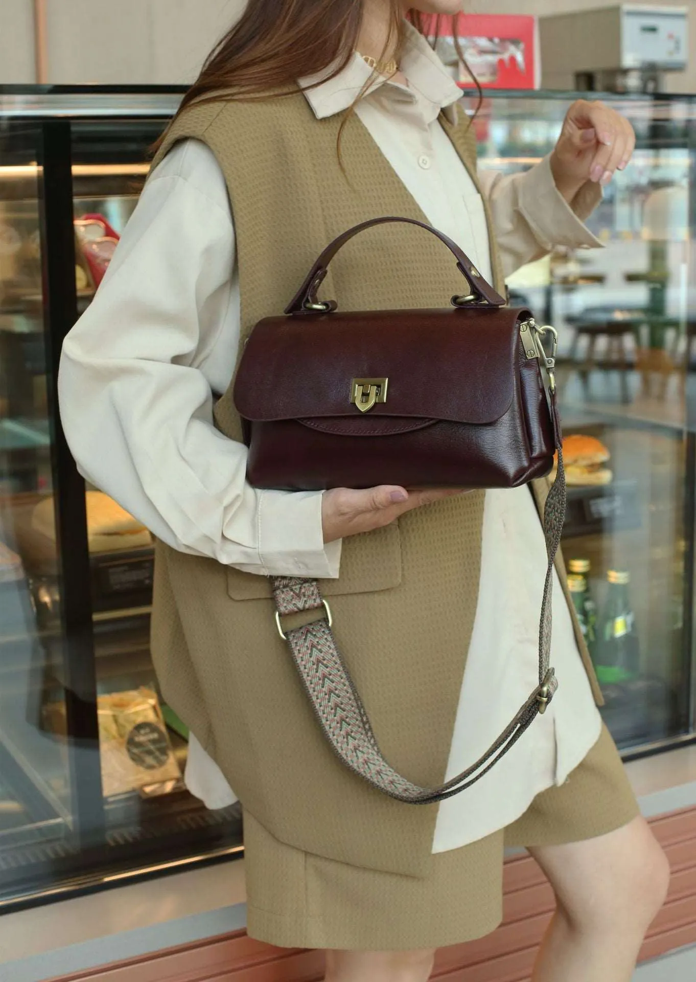 Chic Leather Clutch Bag
