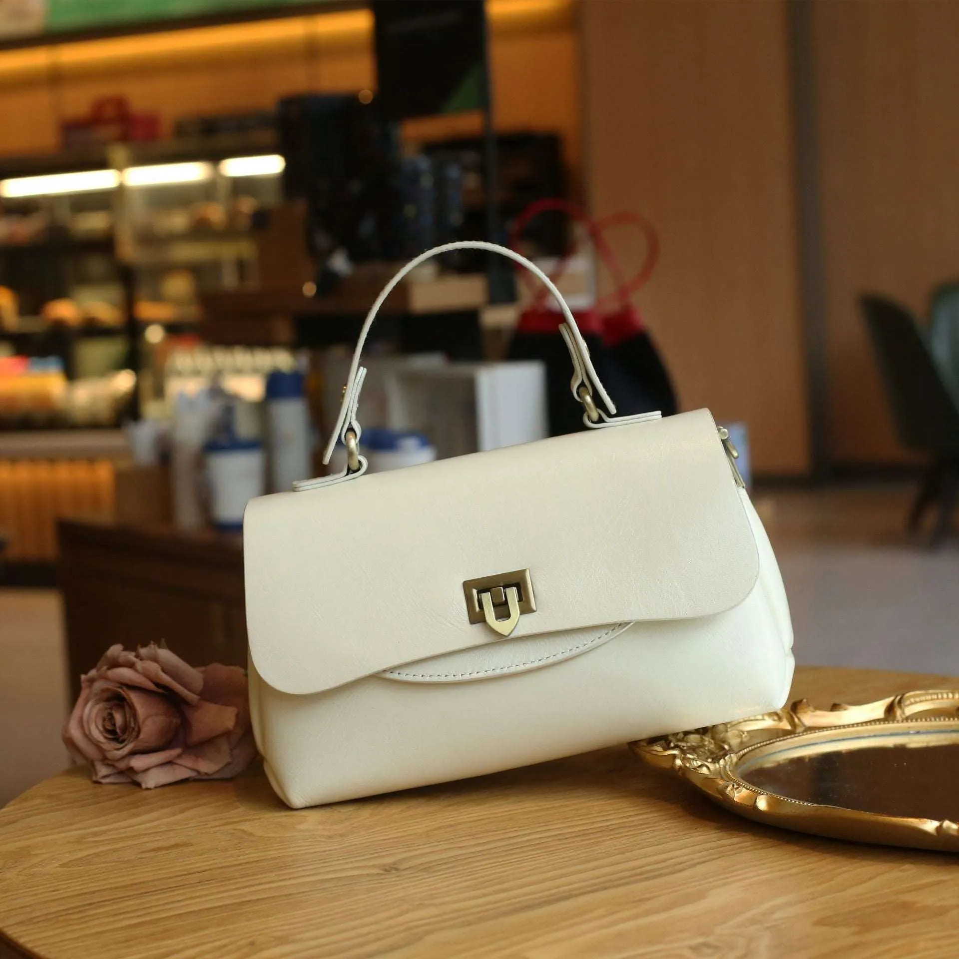 Chic Leather Clutch Bag