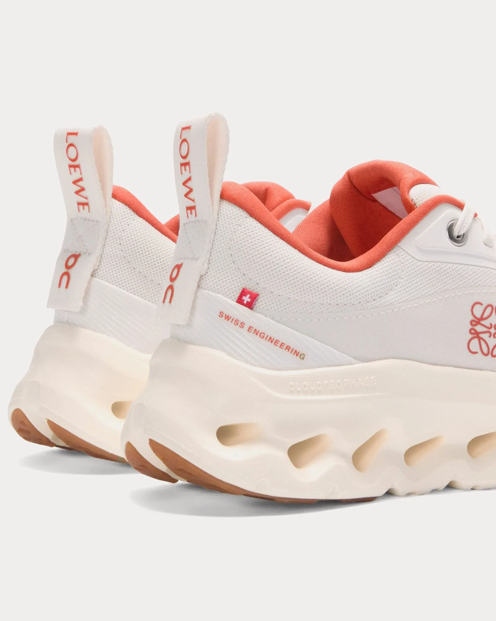 Cloudtilt 2.0 White / Orange Running Shoes