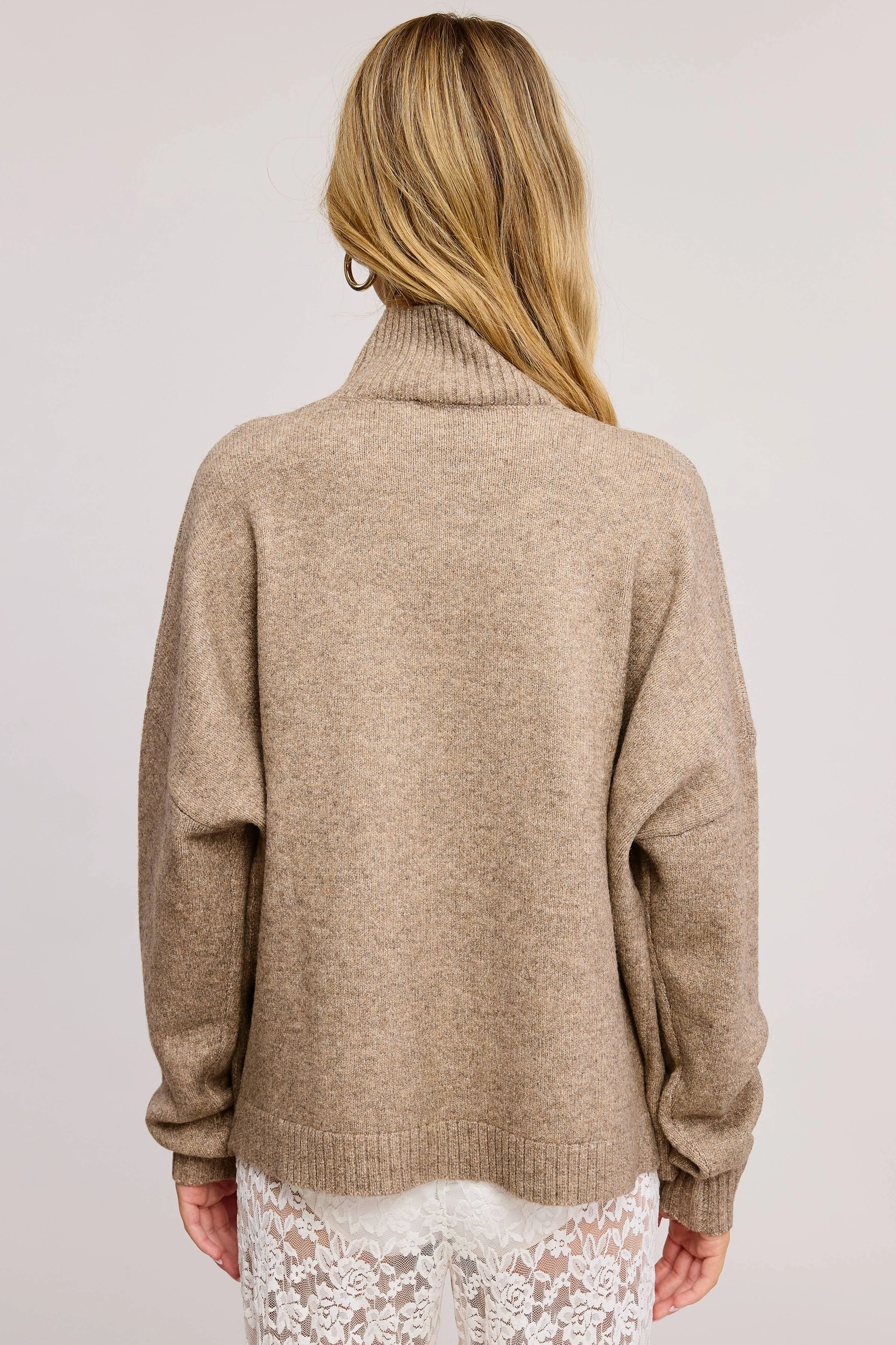 OVERSIZED DROP SHOULDER  SWEATER